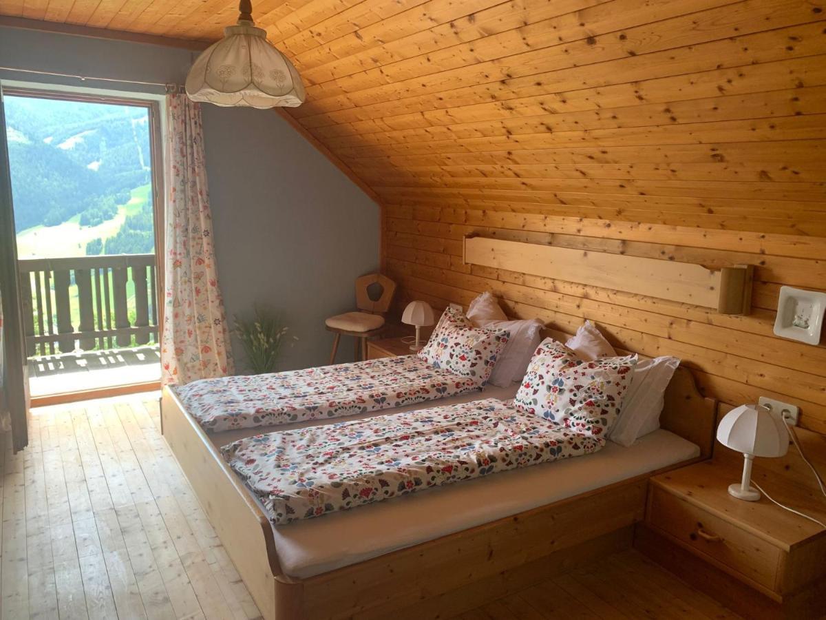 Sonnenplatz Appartment Ploninger Landhaus Bad Kleinkirchheim Esterno foto